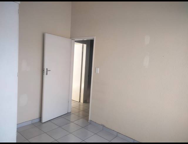 2 BEDROOM TOWNHOUSE FOR SALE IN SONNEGLANS